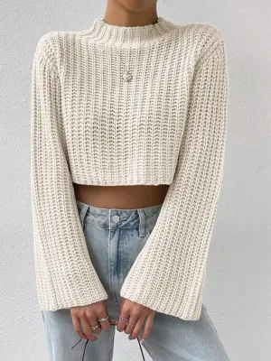 Lara - Women's cropped sweater with bell sleeves