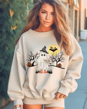 Need Ride 2 Salem Women's Crewneck Sweatshirt, Cute Halloween Pullover