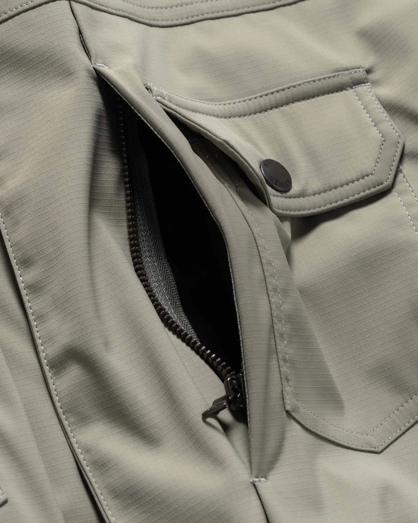 Station Insulated Jacket - GORE-TEX Windstopper® 3L Nylon Ripstop / Primaloft® Laurel