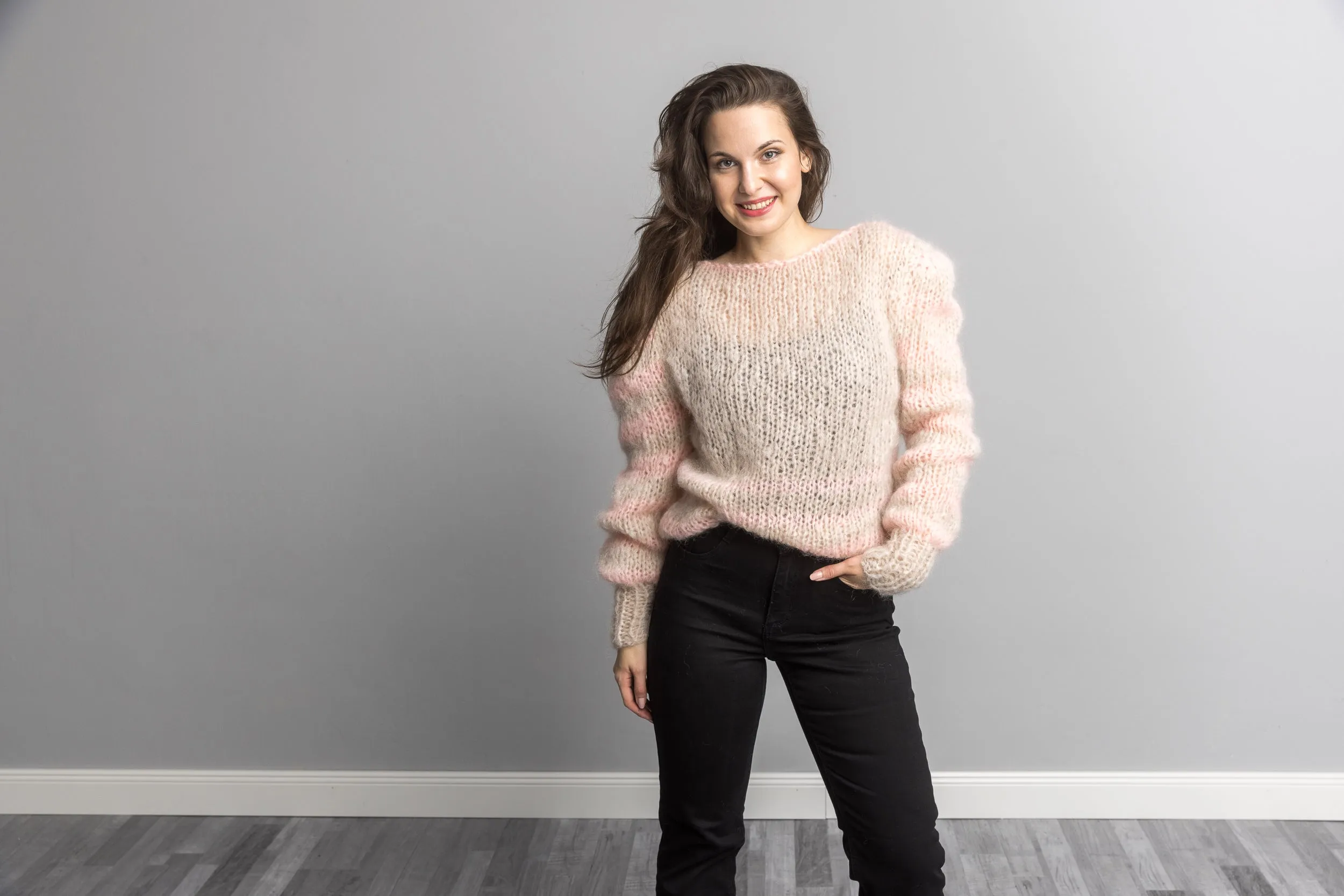 Strickset Oversize Strick - Pullover mit Mohair Wolle von KATIA gestrickt in zwei Farben